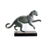 Lladro Fight ( Lucha) Porcelain Figurine 01016958 retired historical piece