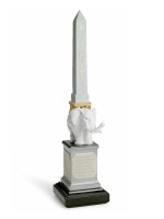 Lladro Pulcino obelisk (golden white right) Porcelain Figurine 01007173 retired historical piece