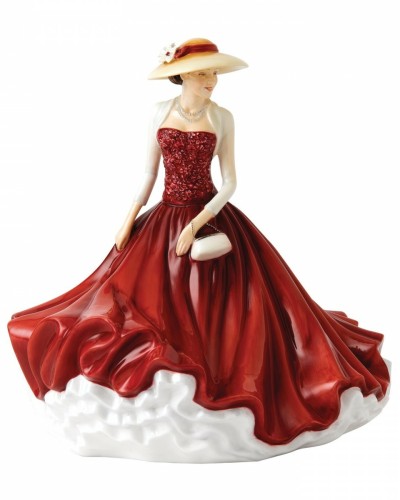 Royal Doulton Chloe Traditional Ladies Figurine HN5813 image