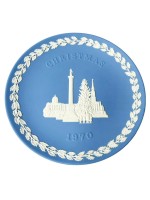 Wedgwood Trafalgar Square White on Blue Jasperware Christmas Plate 1970 Wedgwood Trafalgar Square White on Blue Jasperware Christmas Plate 1970