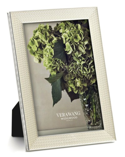 Showing image for Wedgwood Vera Wang With Love Nouveau Pearl Photo Frame (Photo: 8 x 10 inch) Wedgwood Vera Wang With Love Nouveau Pearl Photo Frame (Photo: 8 x 10 inch) Wedgwood, Wedgwood , Brand New , Christmas Gifts, Wedding Gifts, Photo Frames image