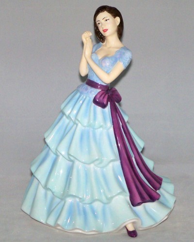 Royal Doulton Especially For You Pretty Ladies Figurine HN 5102 image