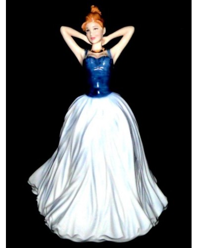 Royal Doulton Finishing Touch Classics In Vogue Ladies Figurine HN4329 Royal Doulton Classic Figurines, Pretty Ladies, Figurines & Collectables, Royal Doulton, Pre Owned image