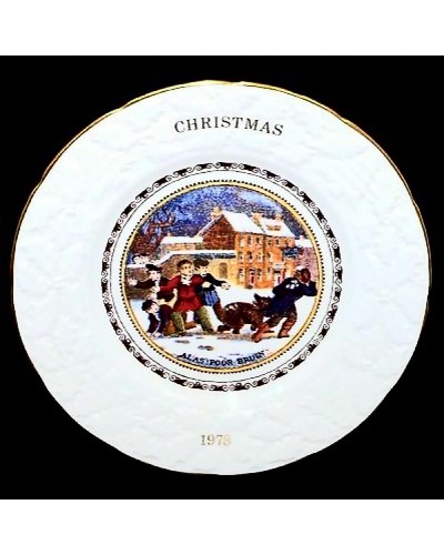 Coalport Alas Poor Bruin Christmas Collectors Plate 1978 image