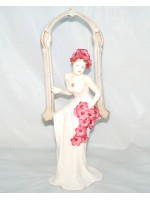 Royal Doulton Spring Blossom Art Nouvea figurine HN5198 Royal Doulton Spring Blossom Art Nouvea figurine HN5198